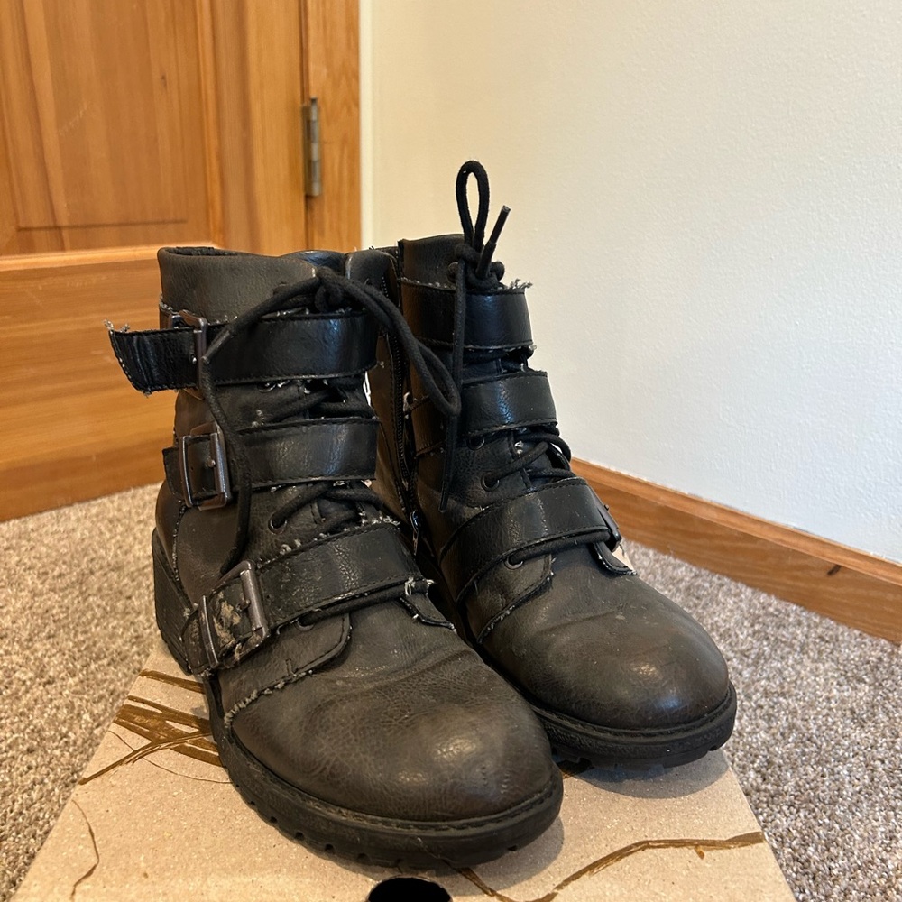 Black Combat Boots with Buckle Straps